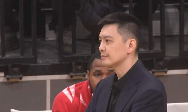 游戏资讯-6战输5场！四冠王彻底沉沦，季后赛前景岌岌可危，杨鸣还留有一手